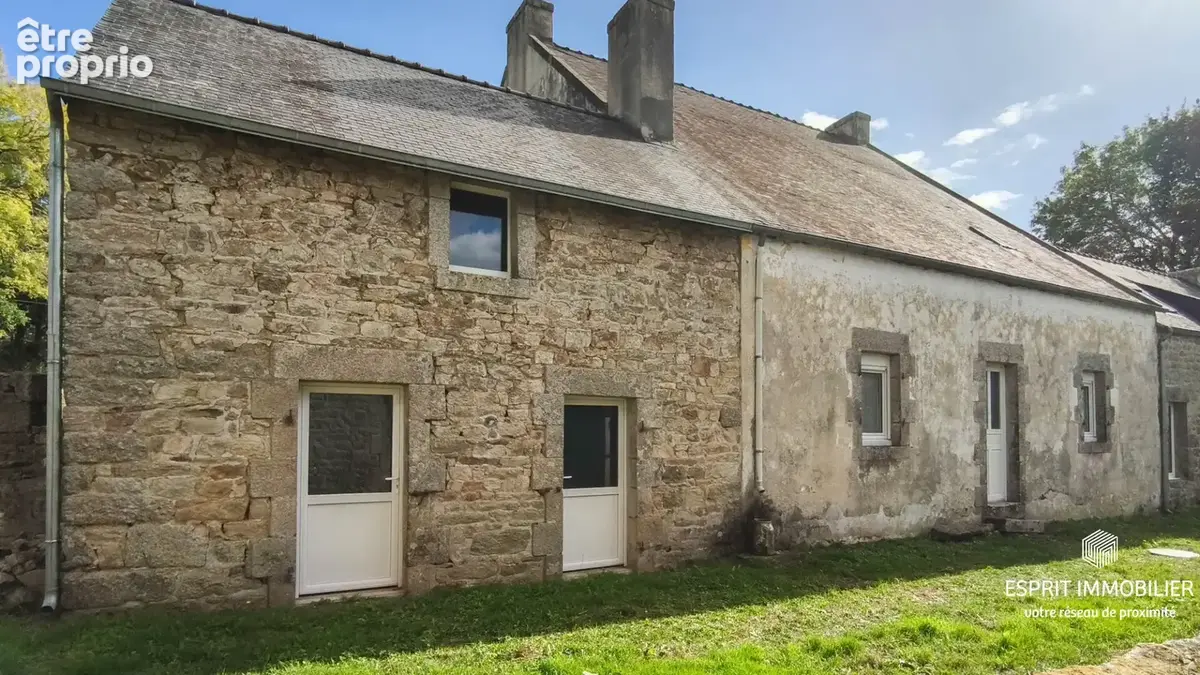 Trégunc - Maison en pierre à rénover avec dépendance - photo 11