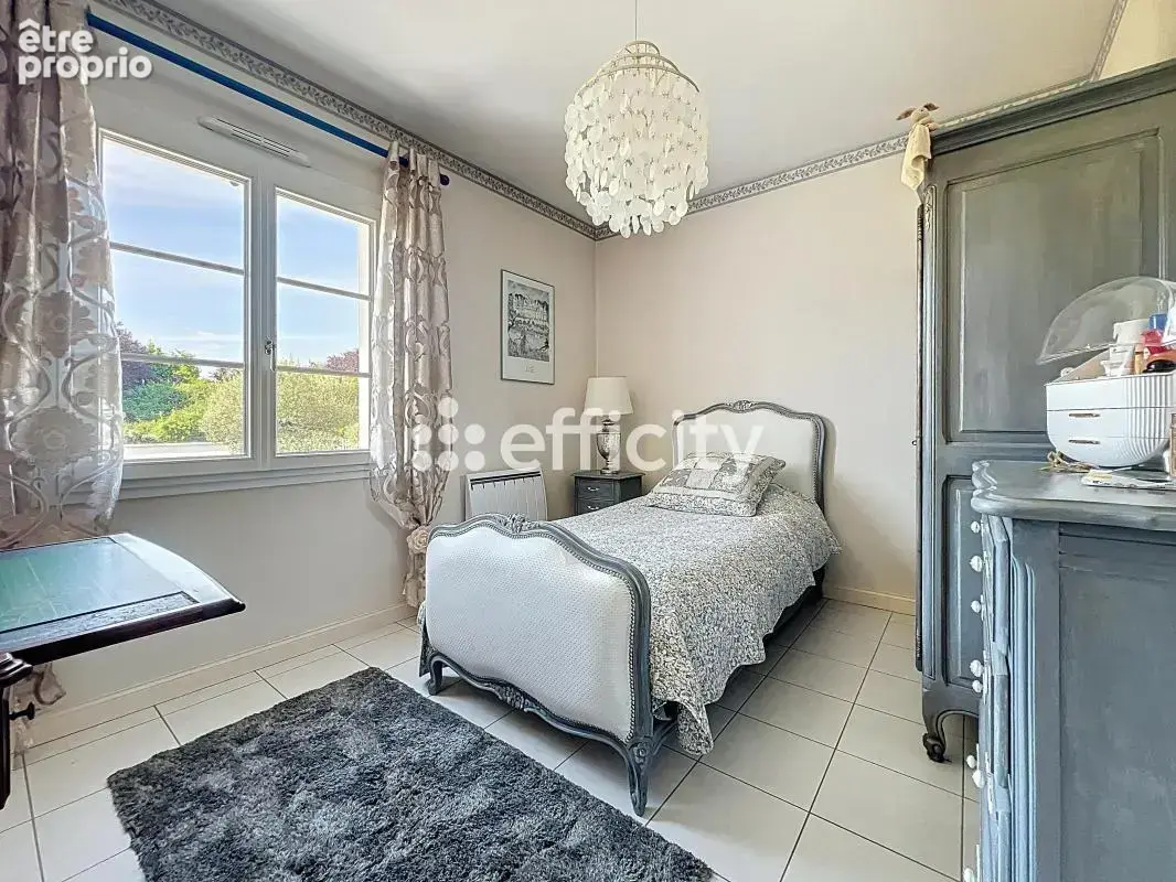Maison 182 m² à Notre-Dame-D'oe  - photo 7