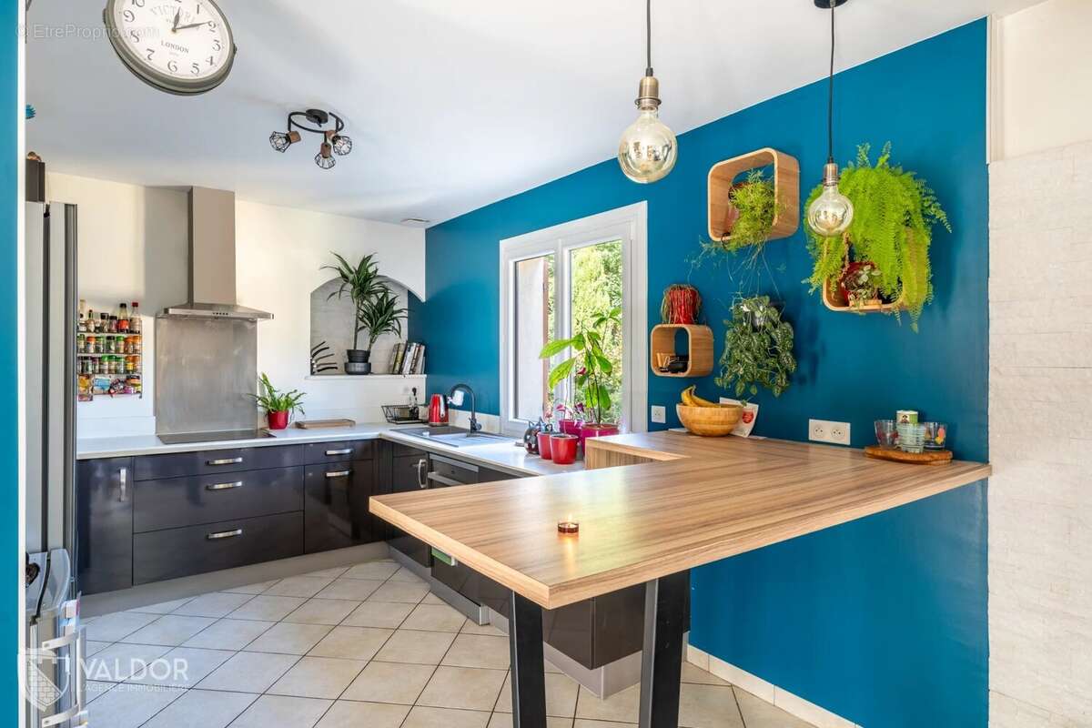 Maison à FONTAINES-SUR-SAONE