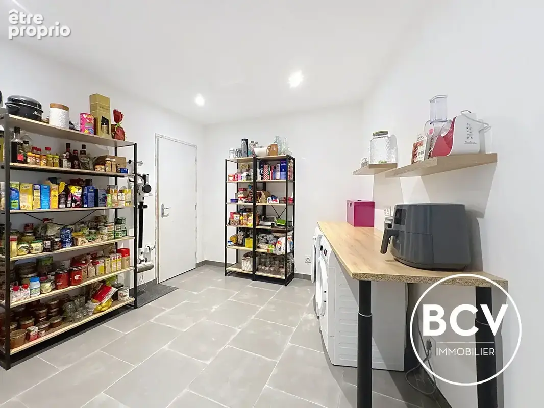 Maison 8 pièces de 251 m² sur un terrain de 1 460 m² - photo 8
