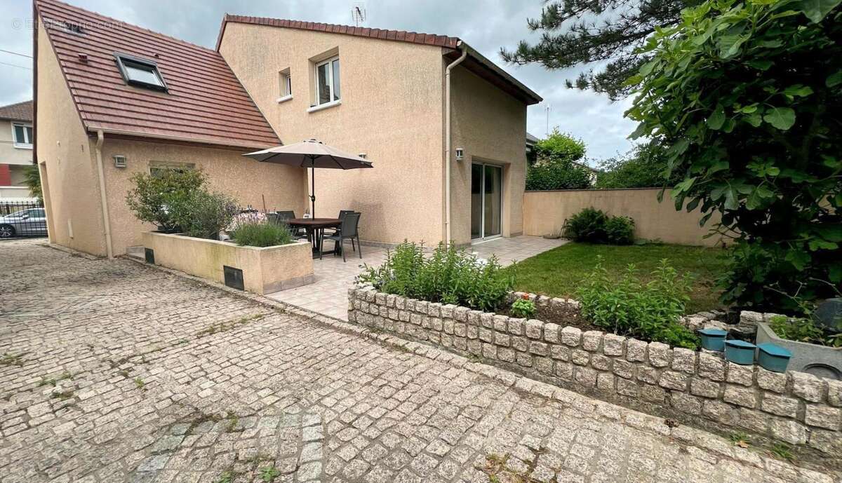 Maison à BRUNOY