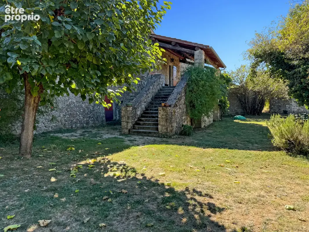 Authentique Maison de Famille Ardéchoise en Pierre   5 Chambres   Terrain Arboré Constructible   Caves Voûtées - photo 4