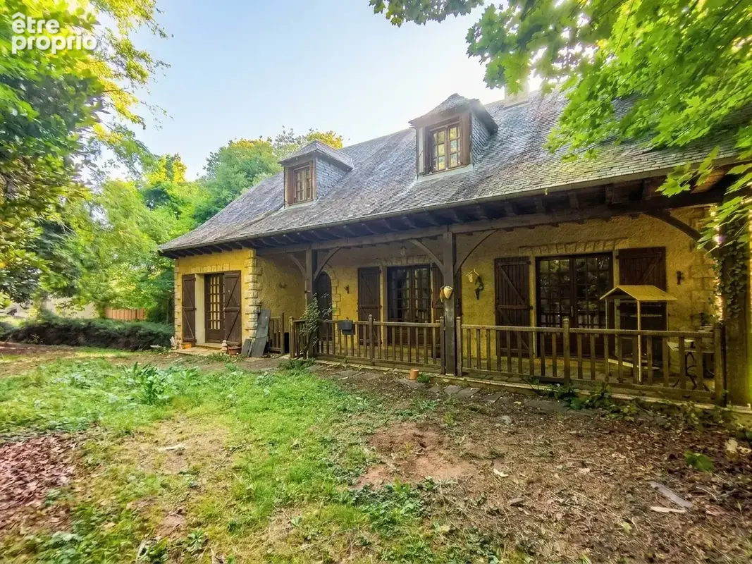 Photo Maison à Saint-Hilaire-Peyroux au prix de 190 800€