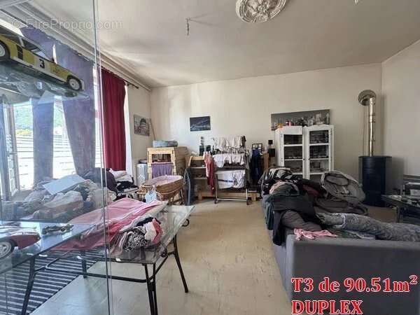 Appartement à PIERRE-CHATEL