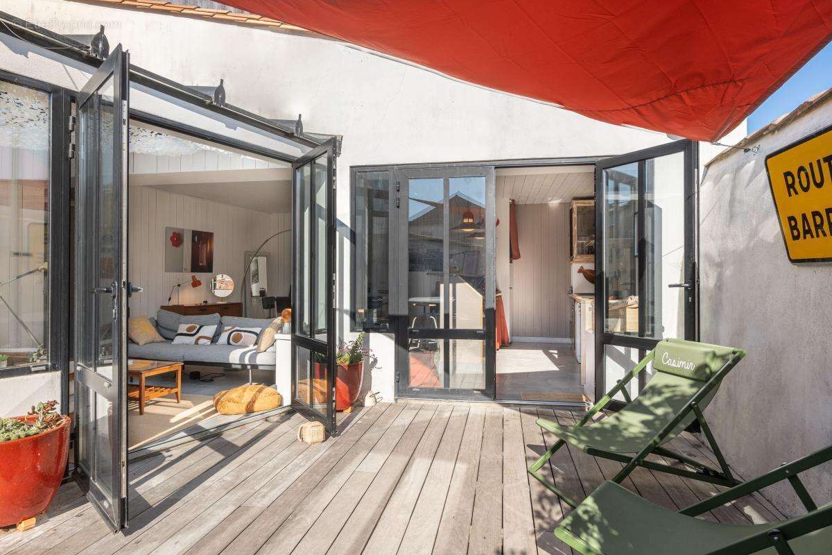 Maison à SAINT-CLEMENT-DES-BALEINES