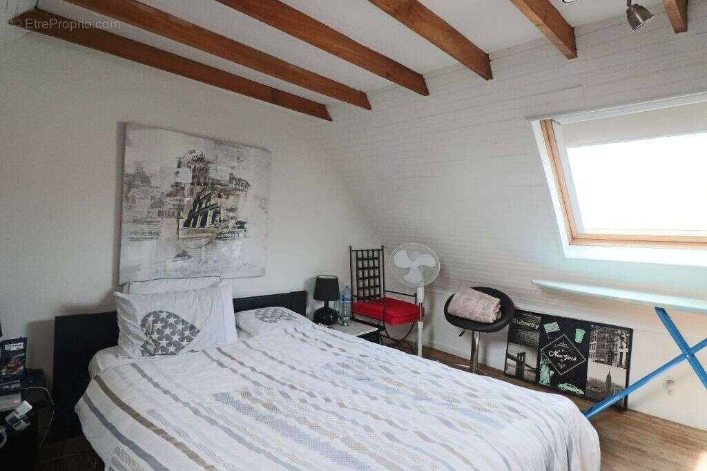 Commerce à MONS-EN-PEVELE