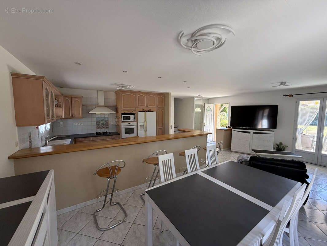 Maison à SAINT-VULBAS