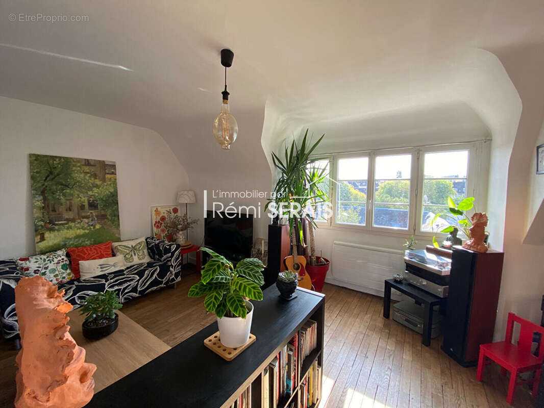 Appartement à FALAISE