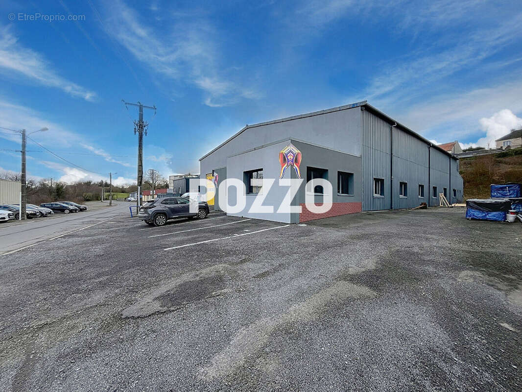 Commerce à VILLEDIEU-LES-POELES