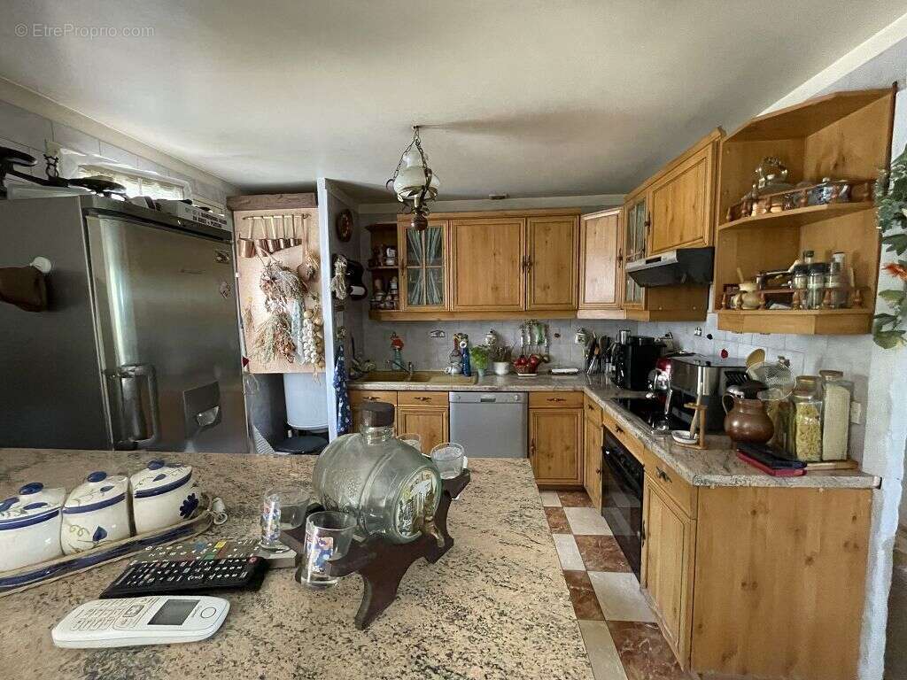 Maison - 76m ² - photo 4