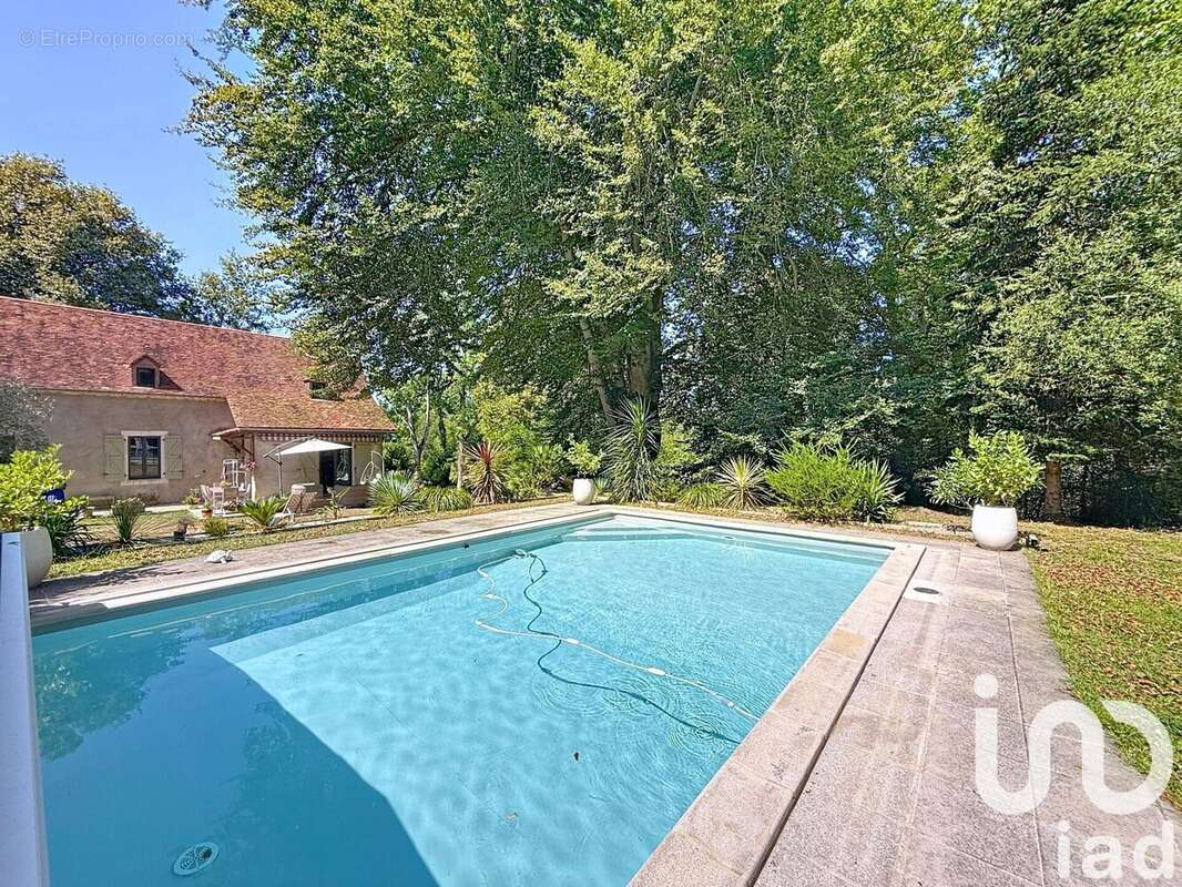 Maison 126 m² à Lasclaveries  - photo 6
