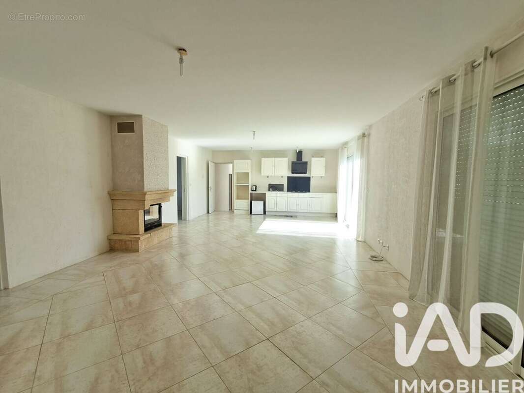 Maison 120 m² à Tournissan  - photo 4