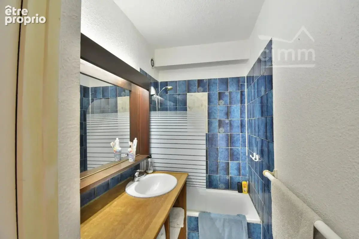 Vente - saint cyprien plage - beau studio avec cabine - 3eme et dernier etage - parking securise privatif - 66750 - region occit - photo 6
