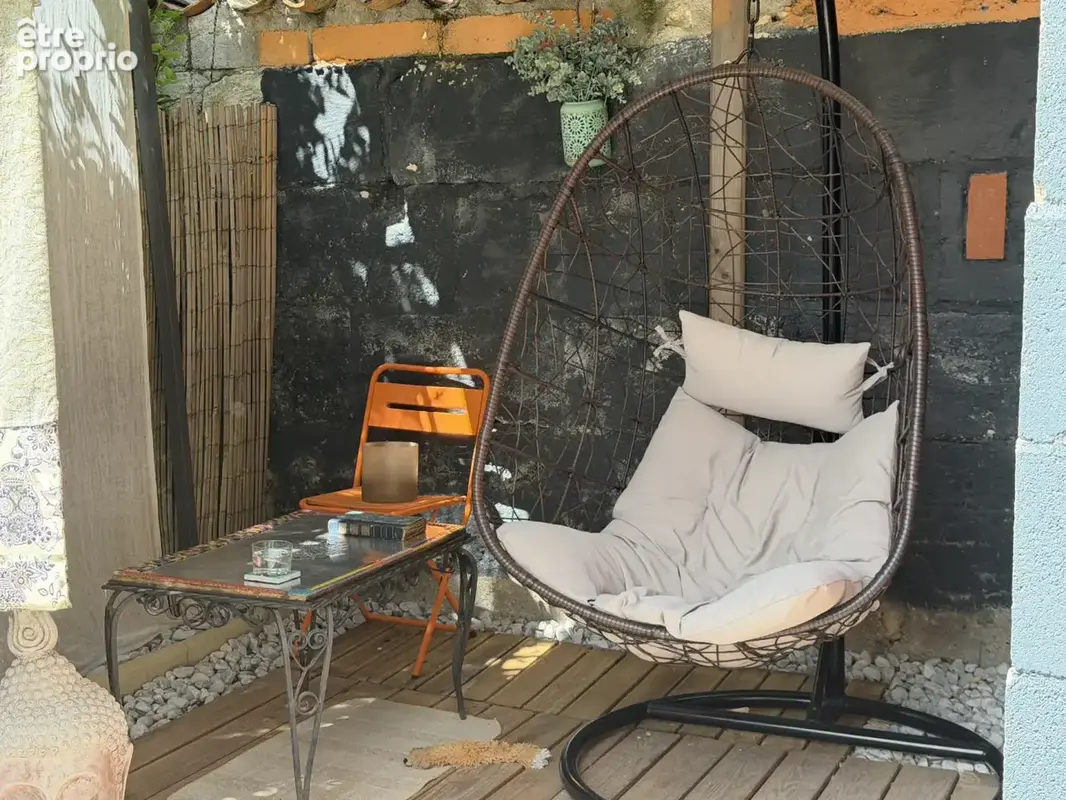 swing chair
