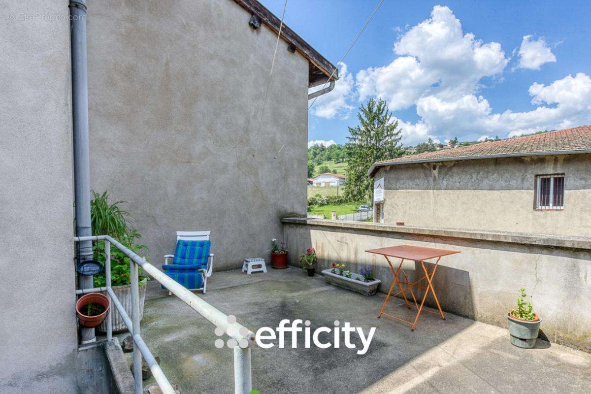 Maison à SAINTE-FOY-L'ARGENTIERE