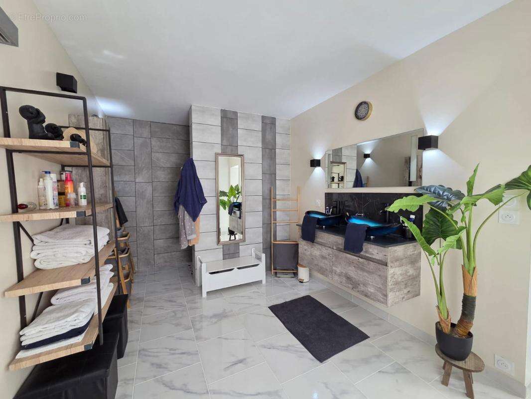 Longère individuelle 3 chambres avec son superbe jardin et tout le confort moderne - photo 6