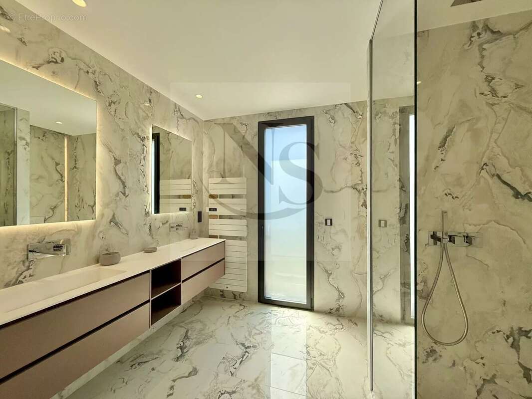 Maison à SAINTE-MAXIME