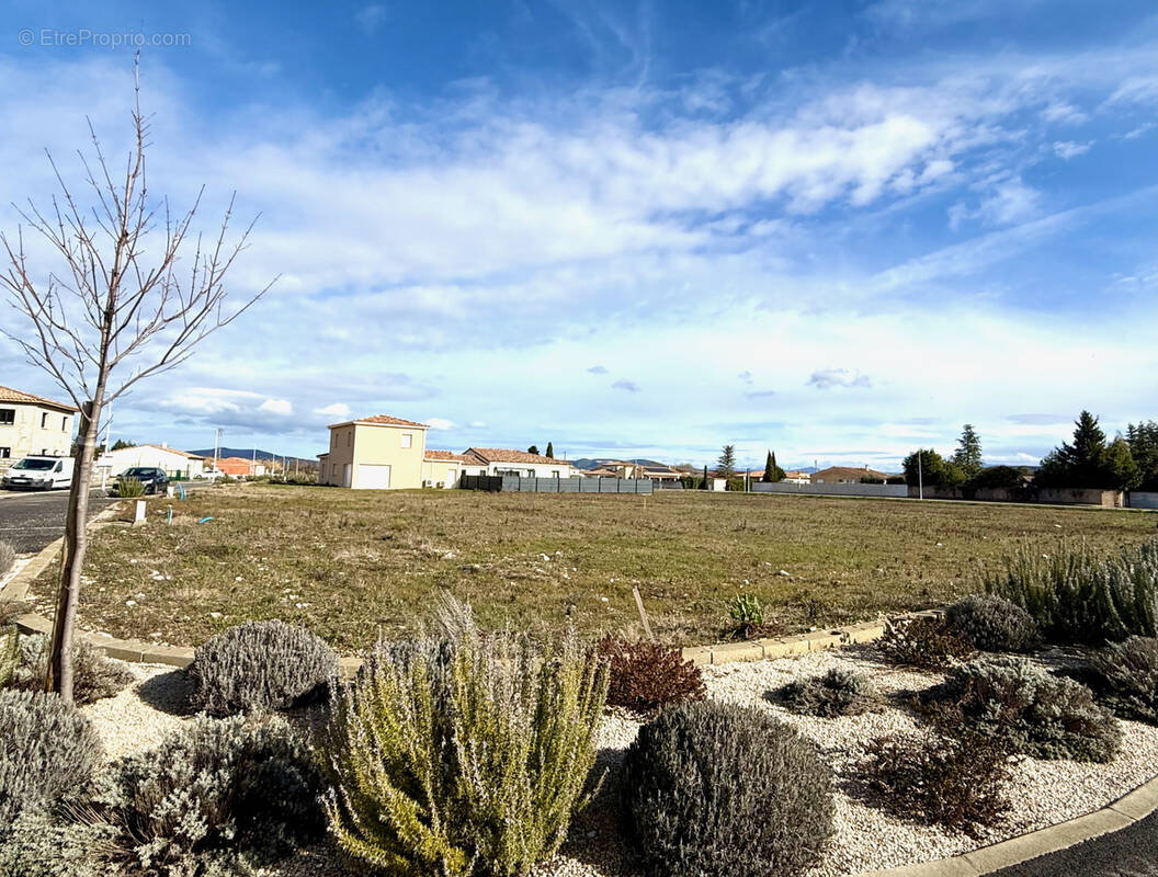 Terrain à PIERRELATTE