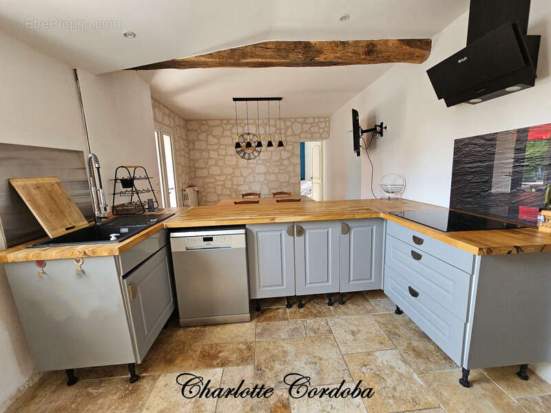  Maison de plain-pied 3 pièces rénovée avec jardin de 610 m² et double garage – Le calme à deux pas des commodités ! - photo 10