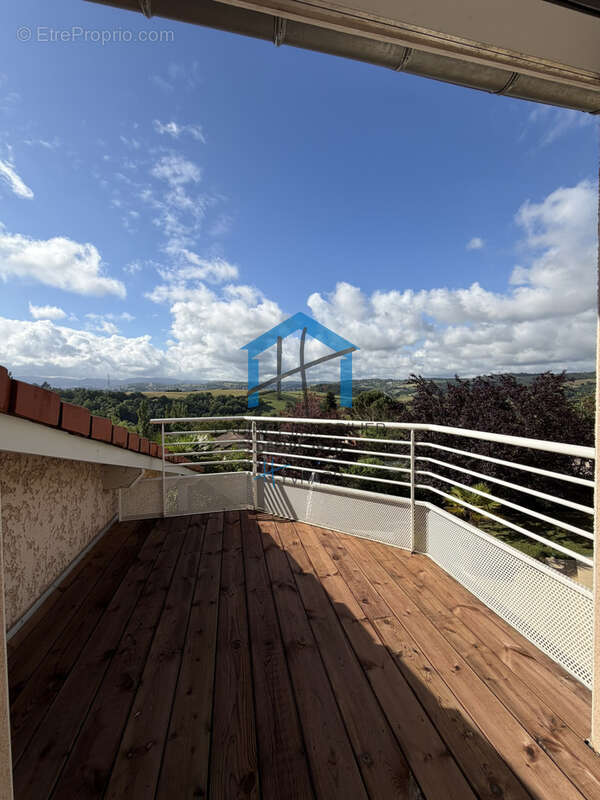 Villa type 7 de 210 m2 avec piscine LA FOUILLOUSE - ECULIEU - photo 16