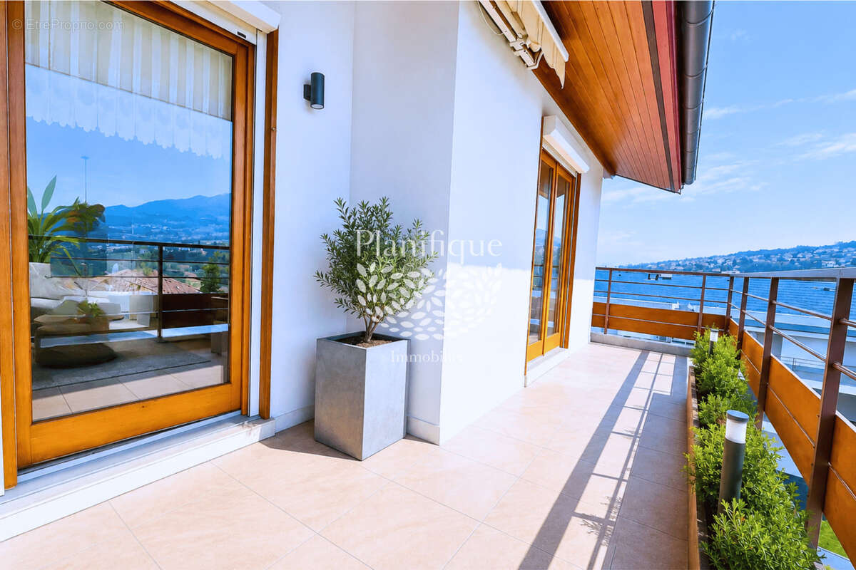 Appartement à CRANVES-SALES