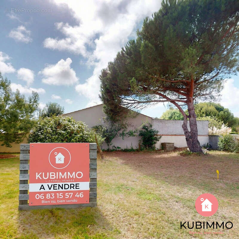 Terrain à TALMONT-SAINT-HILAIRE