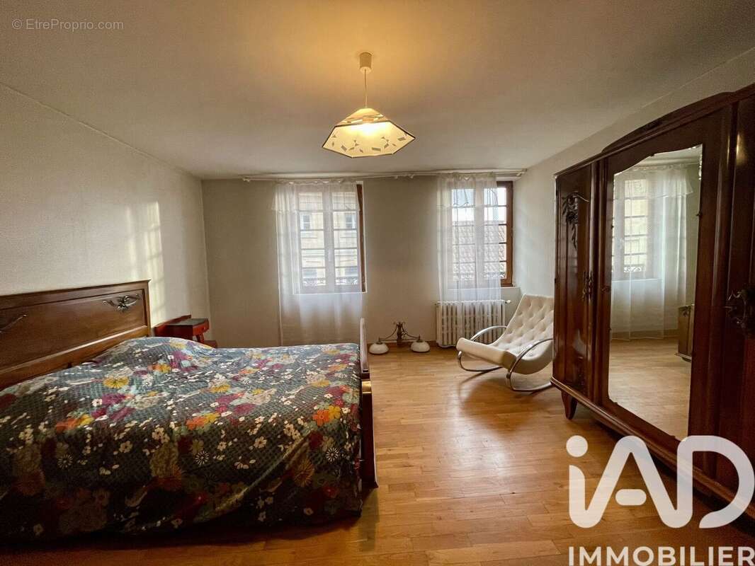 Photo 9 - Maison à LACAPELLE-MARIVAL