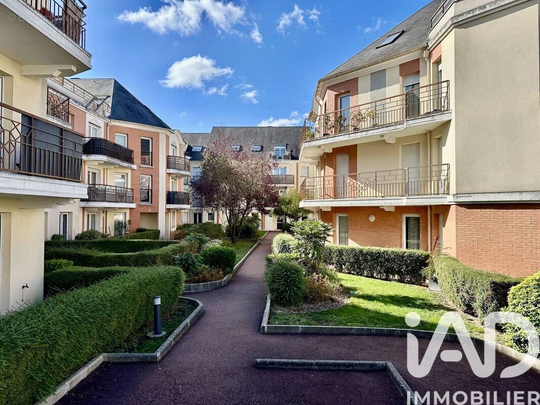 Photo 1 - Appartement à SAINT-OUEN-L'AUMONE