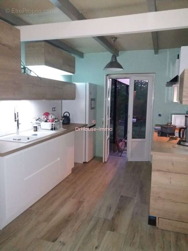 Maison à COURS-DE-PILE