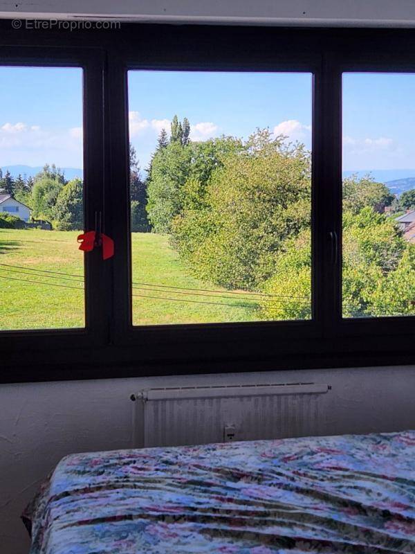 Appartement à LA ROCHE-SUR-FORON