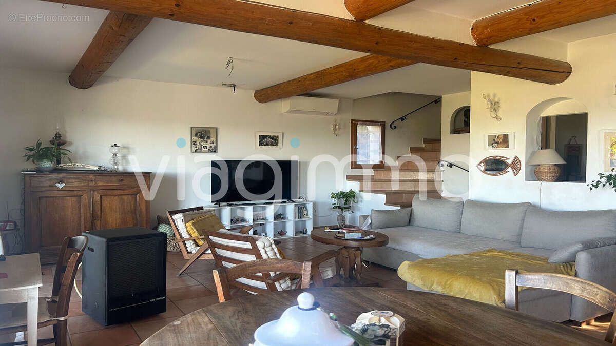 Maison 110 m² à Lurs  - photo 6