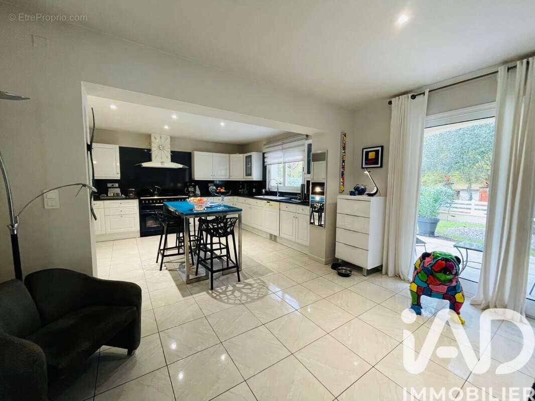 Photo 8 - Maison à ARCES