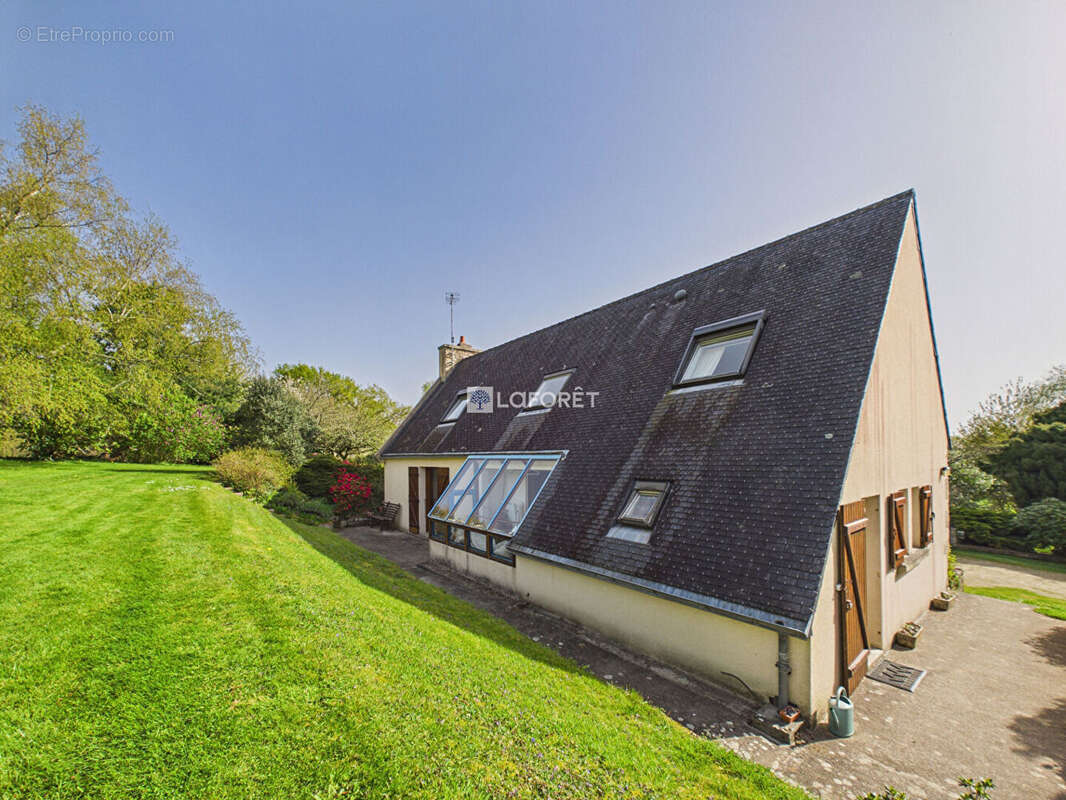Maison à PLOMELIN