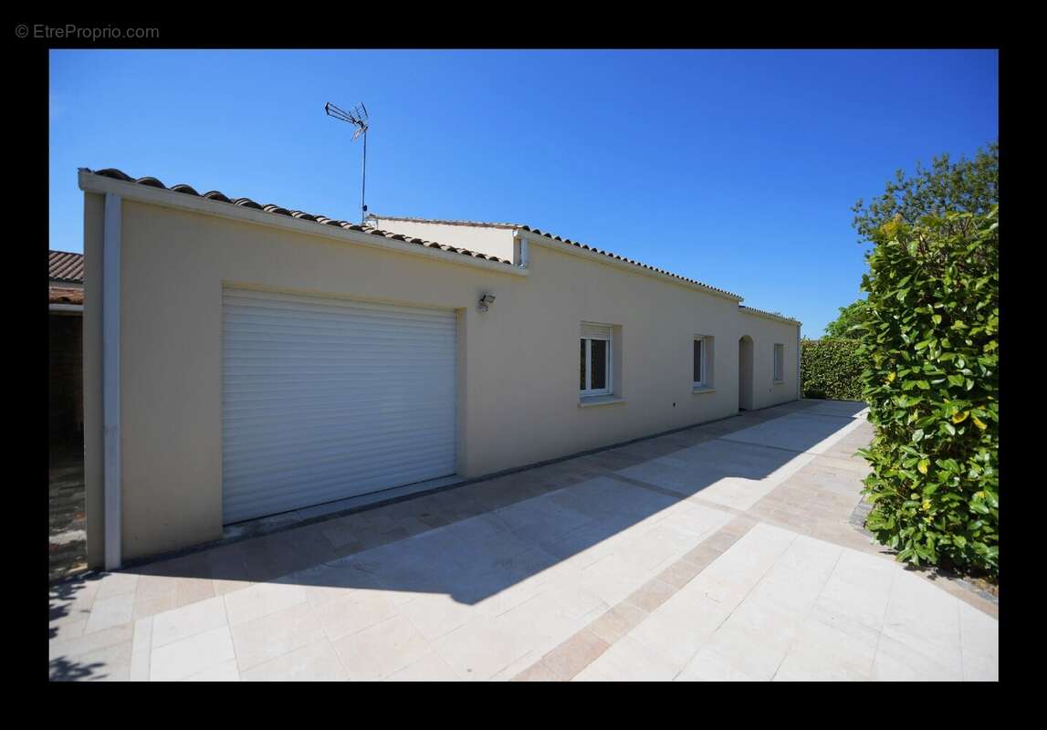 Maison à LE GUE-D&#039;ALLERE