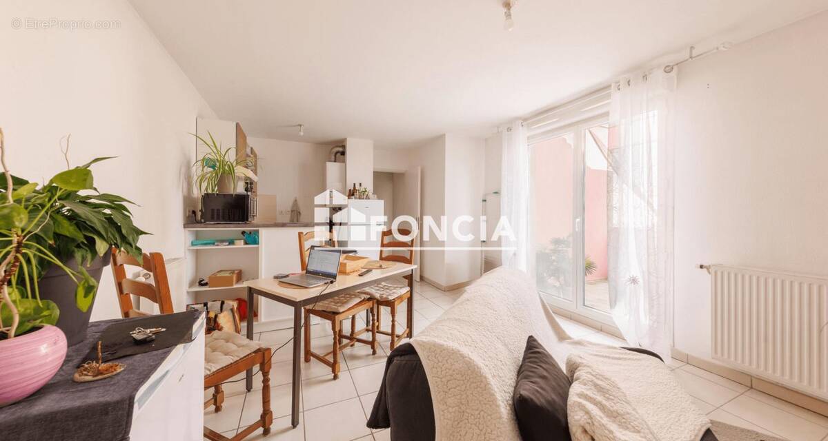 Appartement à LE BROC