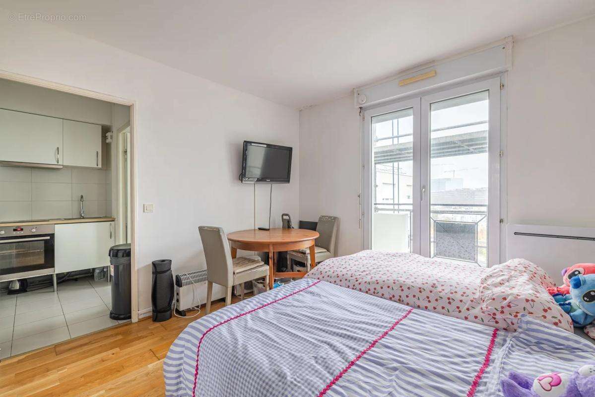 Appartement à ISSY-LES-MOULINEAUX