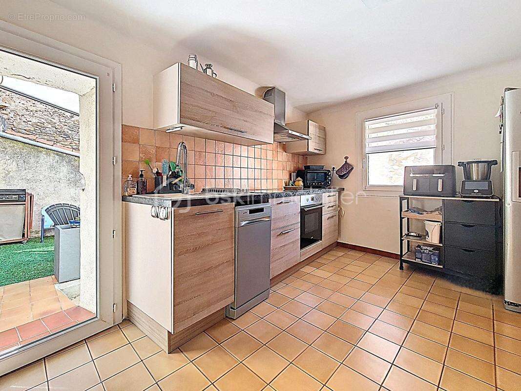 Maison de village avec terrasse, 4 chambres, garage, cave - photo 14