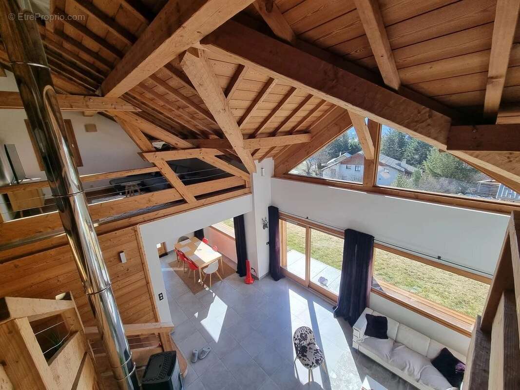 Maison à SAINT-CHAFFREY