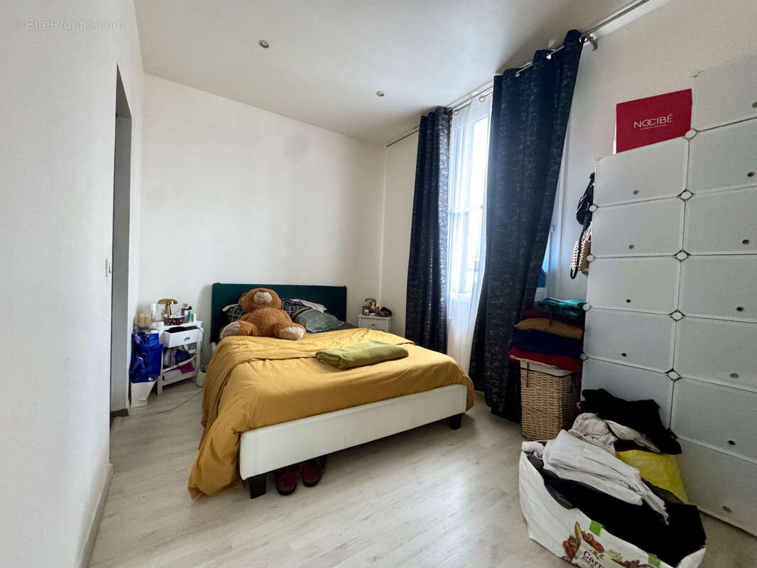 Appartement à SARTROUVILLE