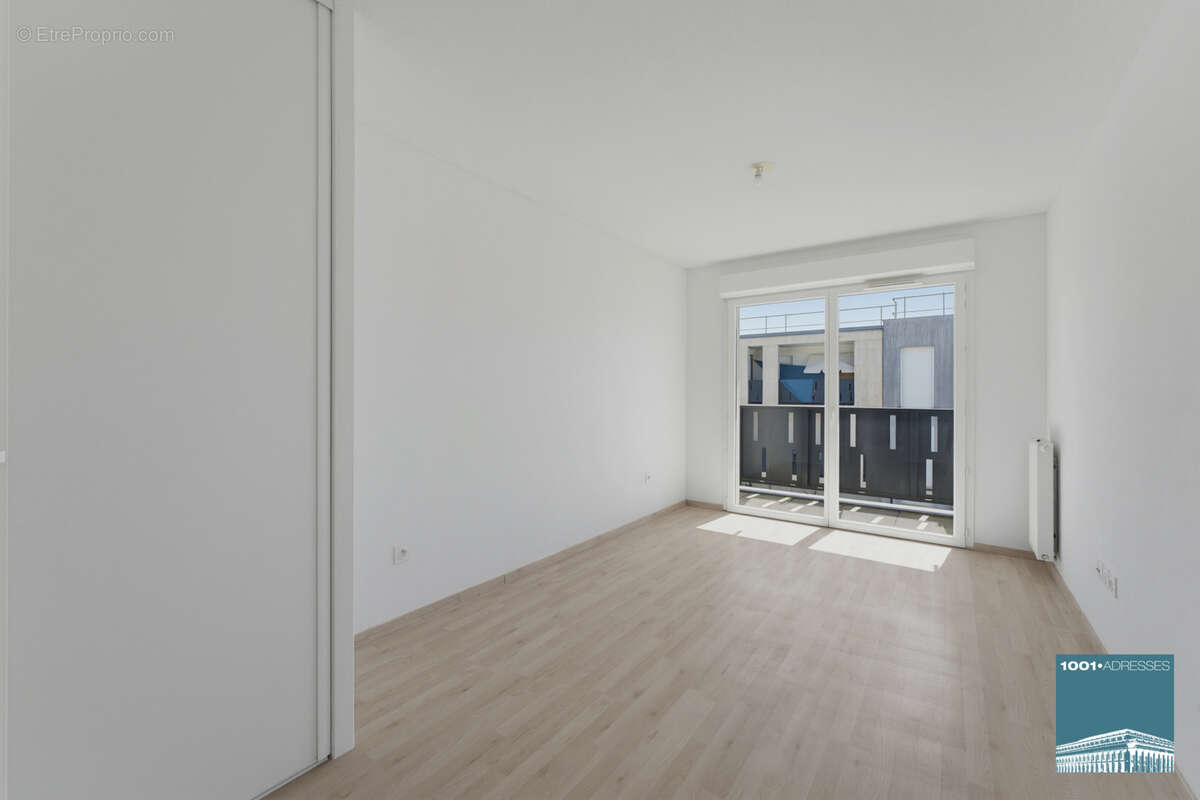 Dernier étage : T4 avec grande loggia et suite parentale - photo 11
