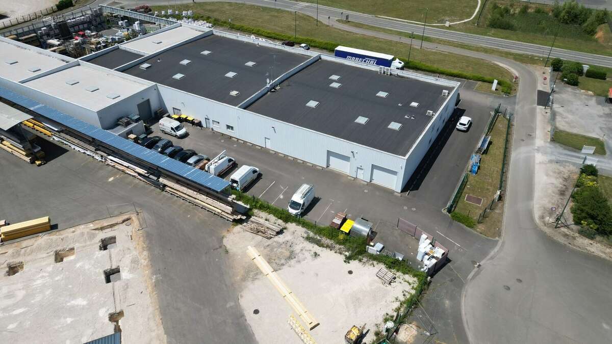 Commerce à BEAUVILLIERS