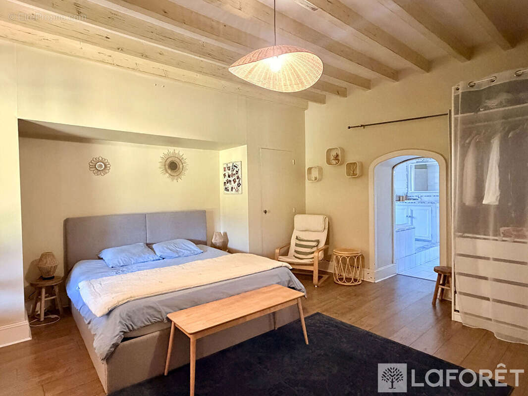 Maison à ILLATS