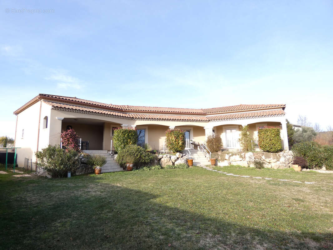 Maison à ROUSSON