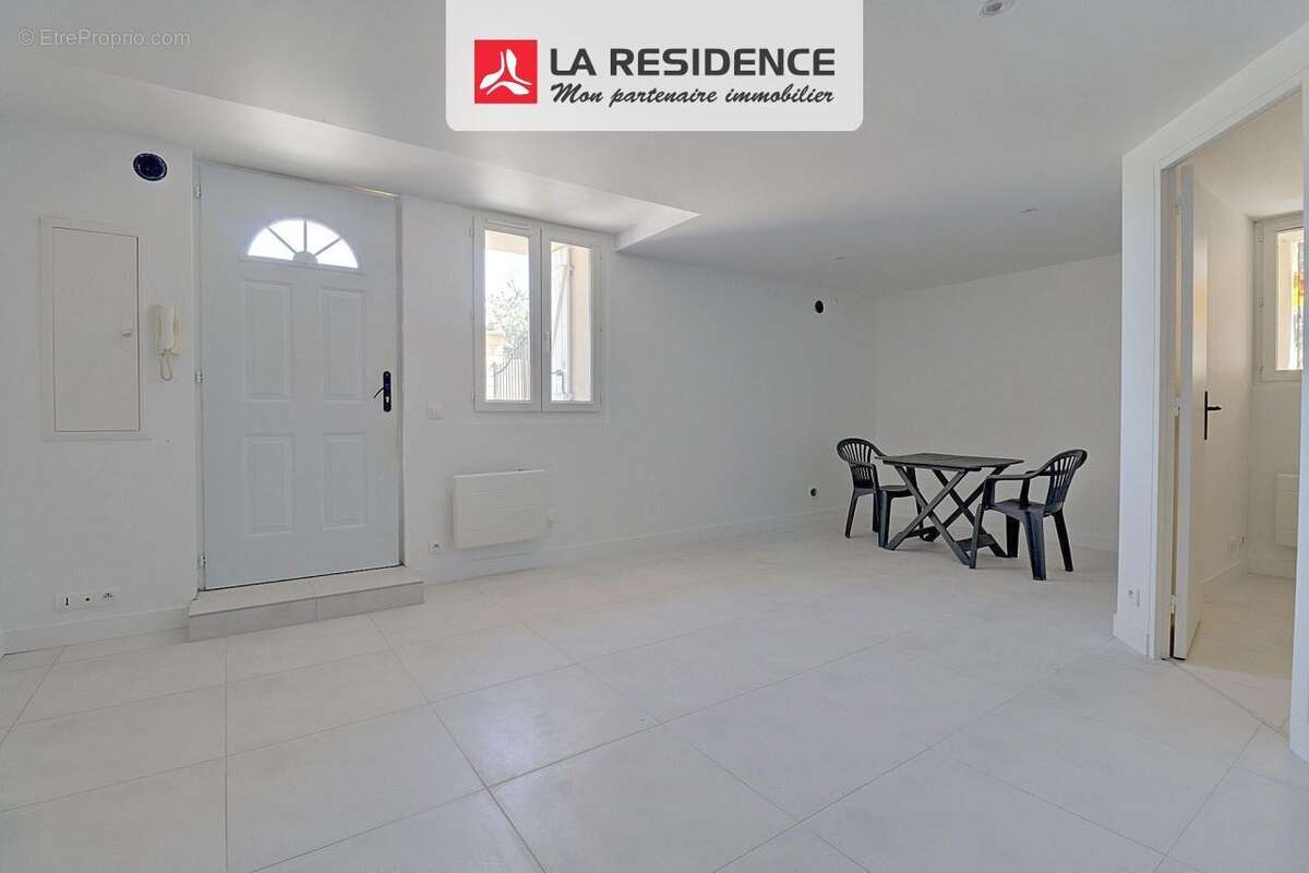 Appartement 40 m² à Ecquevilly  - photo 4