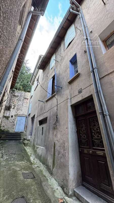 Maison à TOURNON-SUR-RHONE