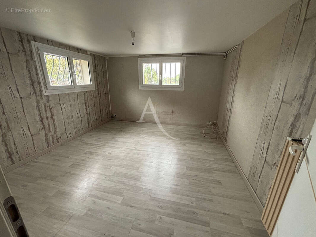 Maison à COSNE-COURS-SUR-LOIRE