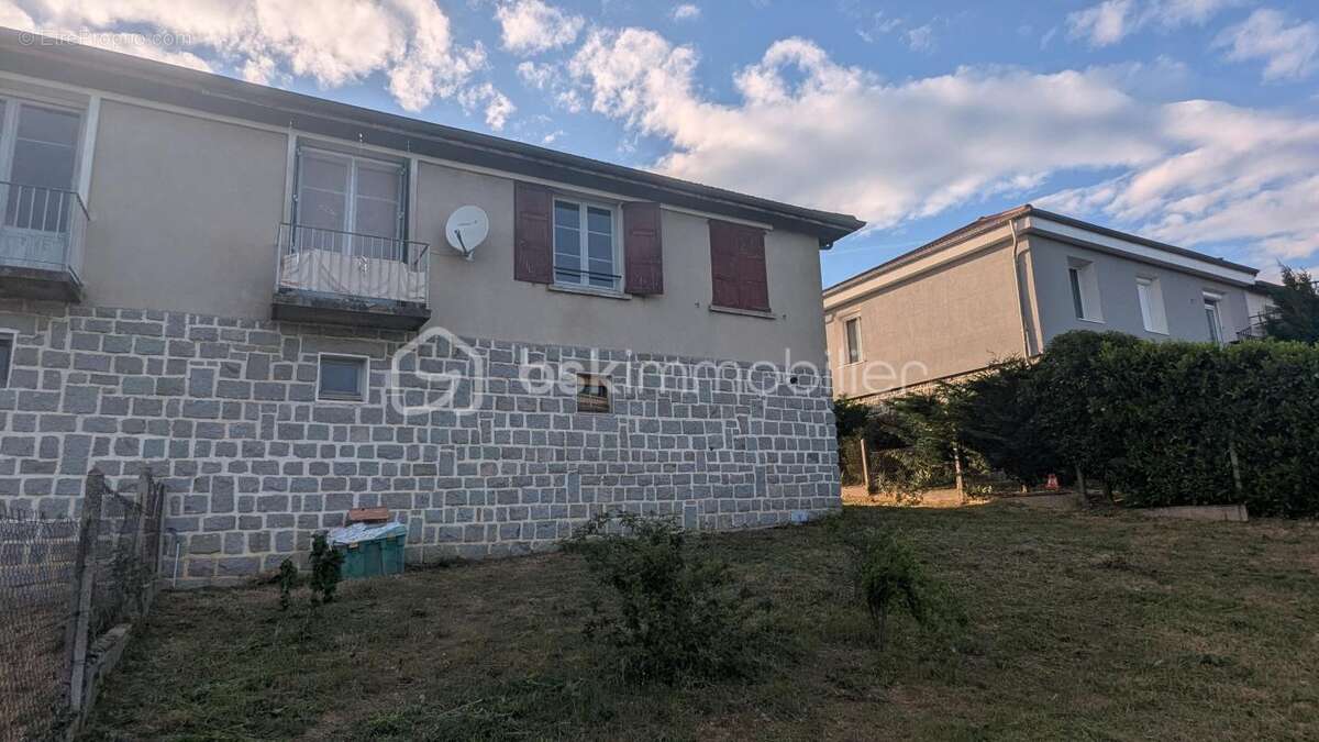 Maison à ROZIER-EN-DONZY