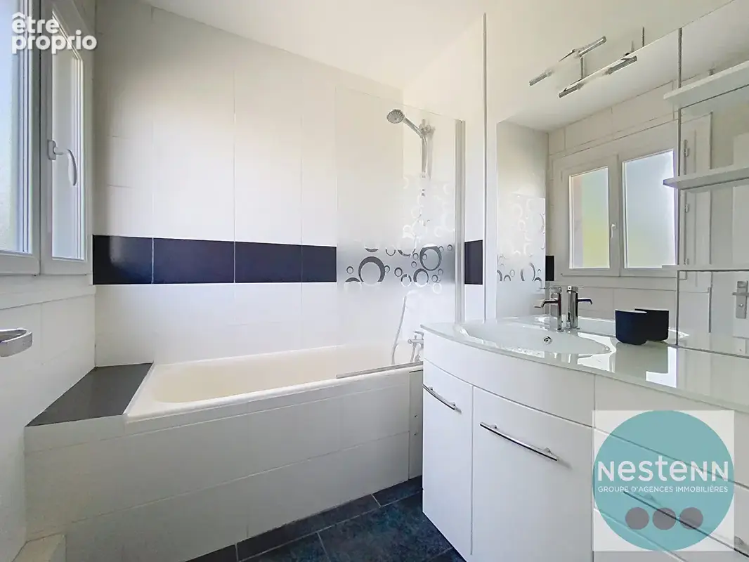 Appartement spacieux, lumineux avec box privé et balcon - photo 9