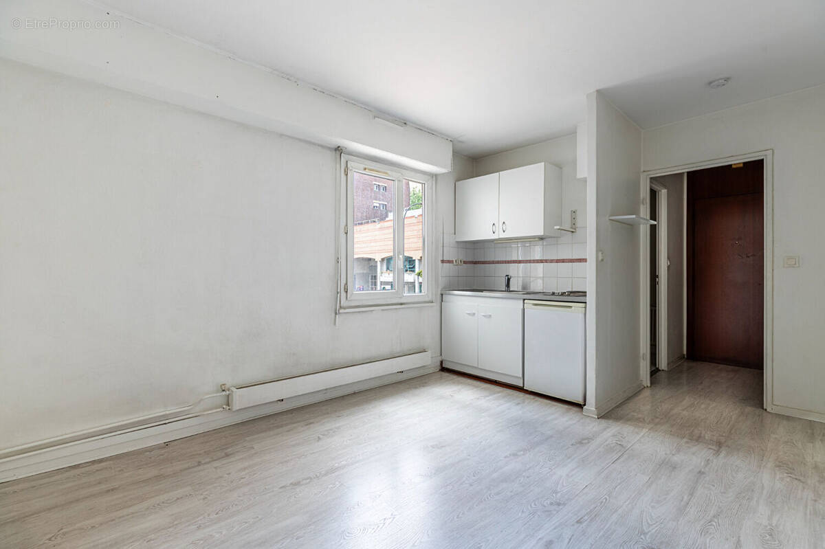 Appartement à PARIS-19E
