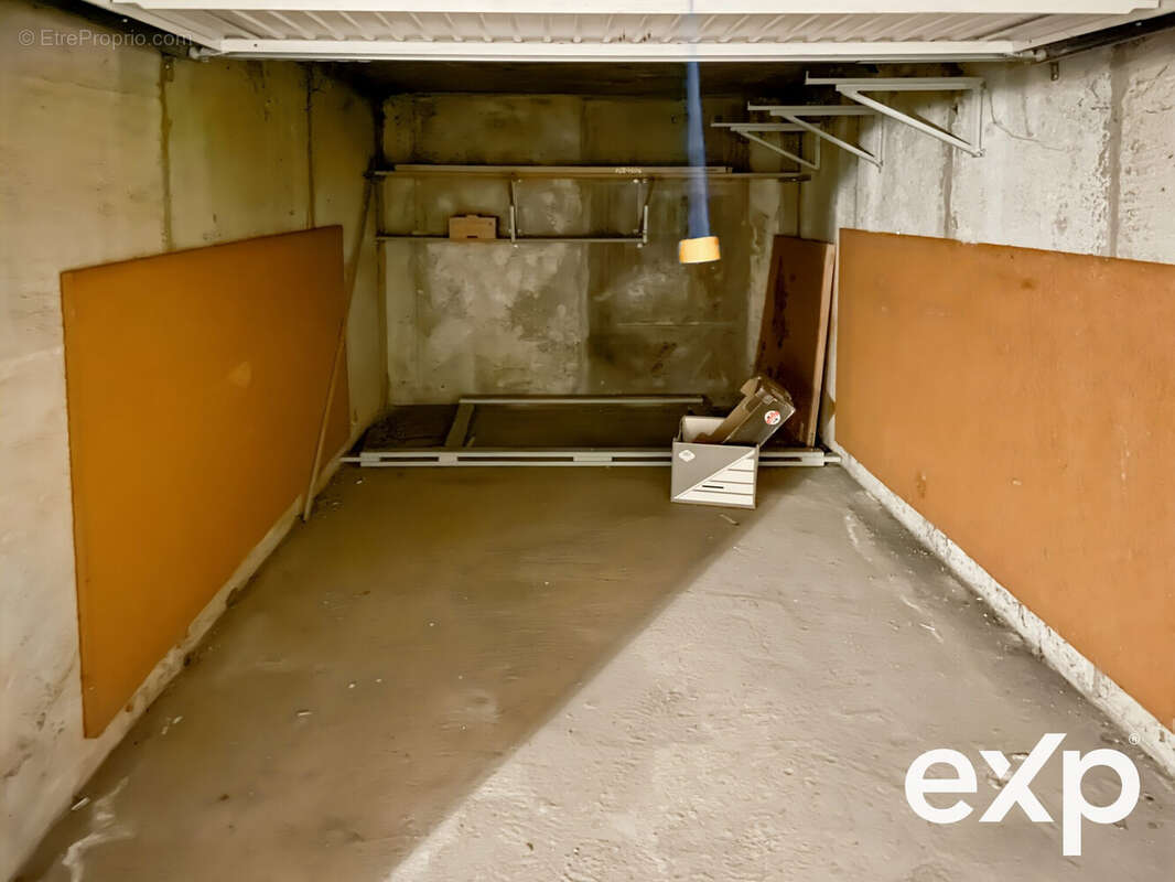 Parking 14 m² à Besancon  - photo 3
